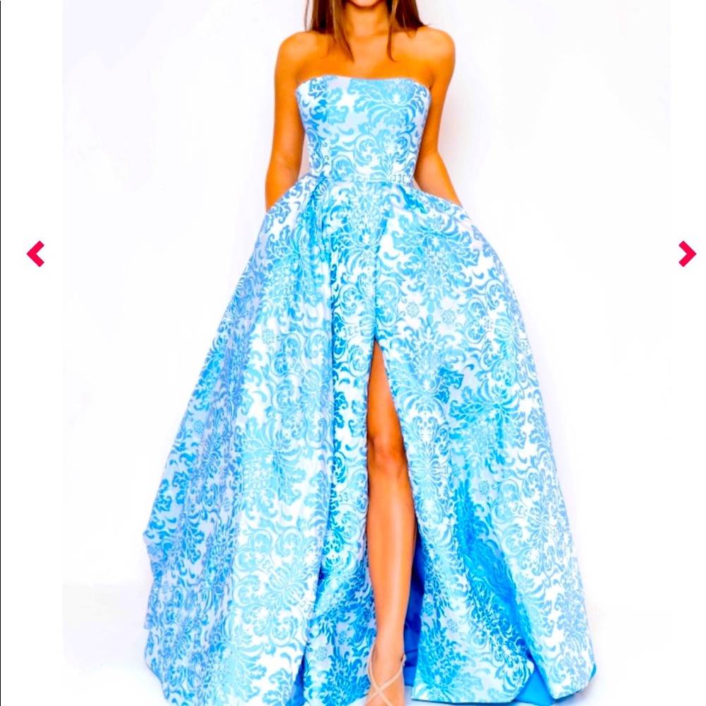 2021 Sherri Hill Prom Gown